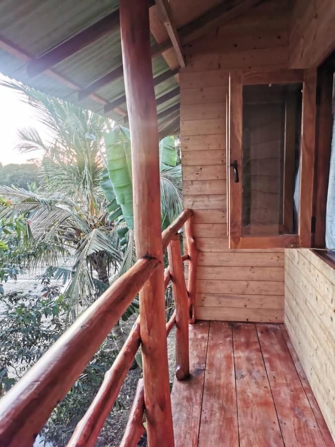Lake Side View Cabana Tissamaharama Exterior foto